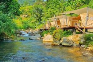 Glamping Bogor Pinggir Sungai